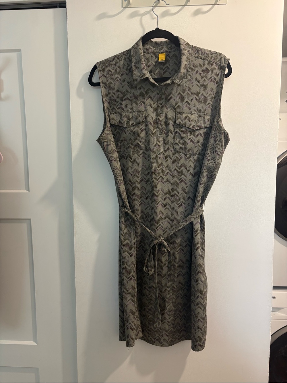 Eddie Bauer XL Sleeveless Chevron Shirt Dress in Olive Gray